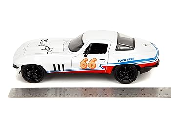 ミニカー 1983 CHEVY CORVETTE STING RAY 1/24 ミニカー 1983 CHEVY CORVETTE STING RAY 1/24 1983 CHEVY